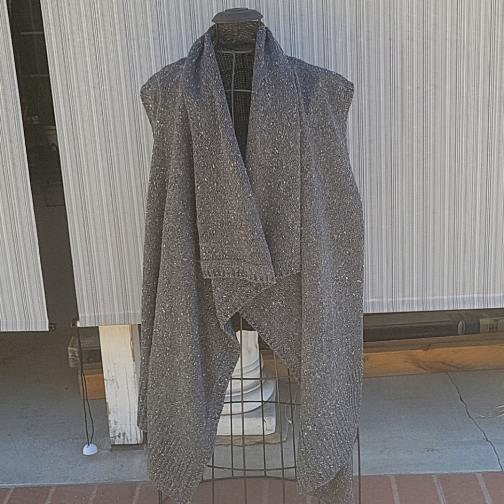 DKNY wool sweater vest